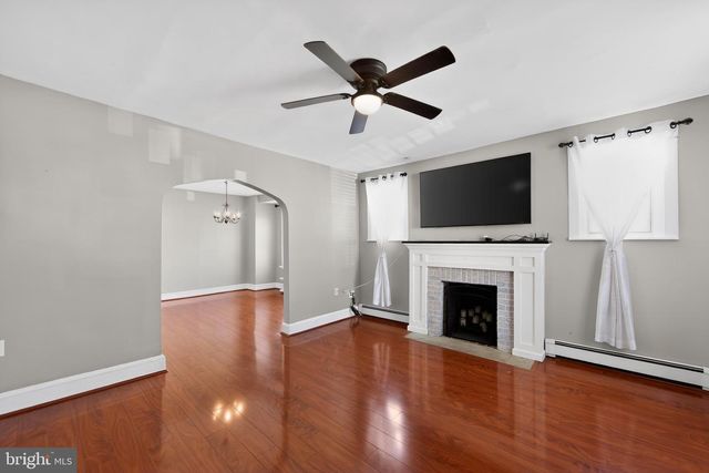 1712 ORCHARD AVE, Folsom, PA 19033