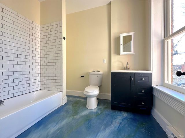 31 Dubois Street 6, Newburgh, NY 12550