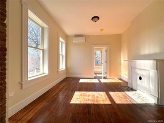 31 Dubois Street 6, Newburgh, NY 12550