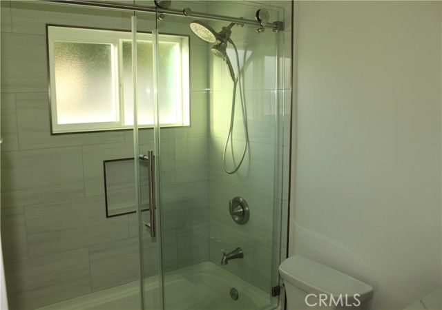 14665 Brand Boulevard, San Fernando, CA 91345