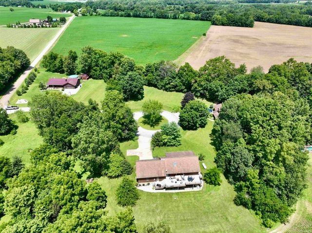 6721 Cedar Lane, Garrett, IN 46738