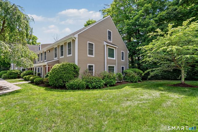 56 Portland Avenue 9, Redding, CT 06896