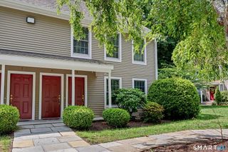 56 Portland Avenue 9, Redding, CT 06896