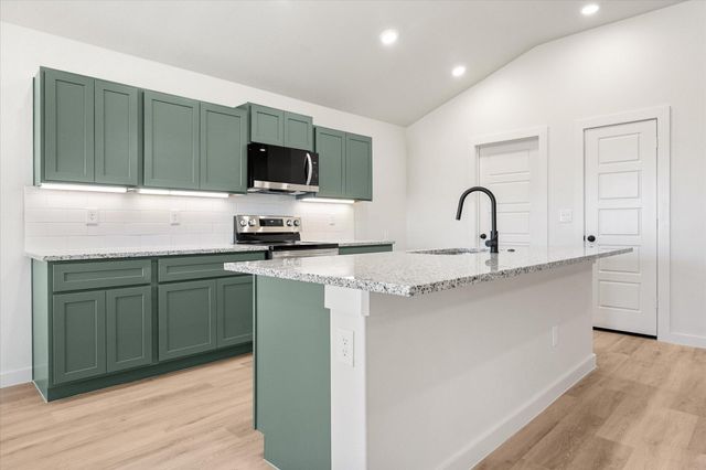 12006 Iola, Lubbock, TX 79424