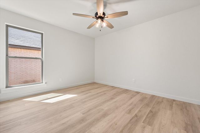 12006 Iola, Lubbock, TX 79424