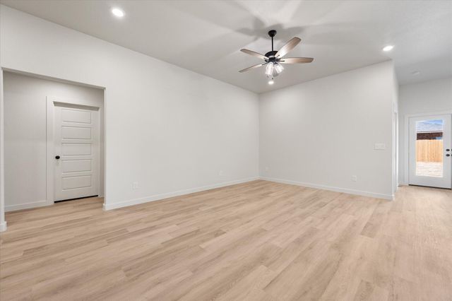 12006 Iola, Lubbock, TX 79424