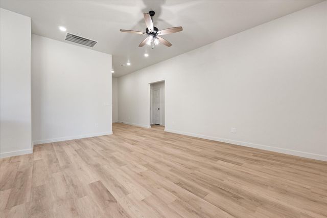 12006 Iola, Lubbock, TX 79424