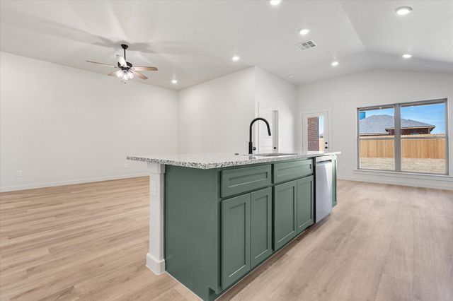 12006 Iola, Lubbock, TX 79424