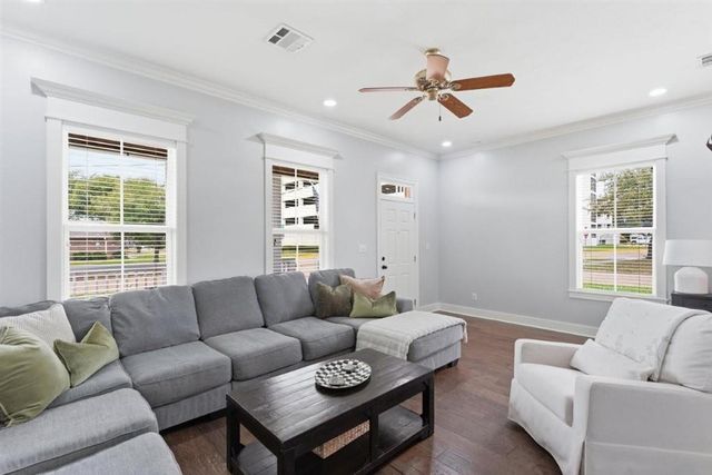 1801 Foster Street, Lake Charles, LA 70601