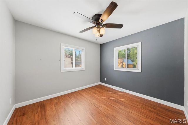 808 Lightwood Drive, Hazelwood, MO 63042