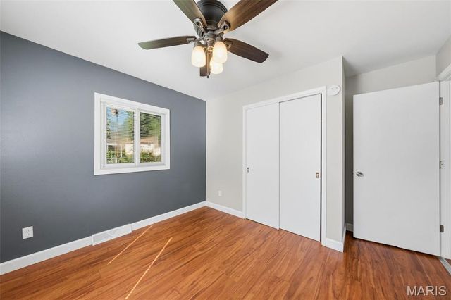 808 Lightwood Drive, Hazelwood, MO 63042