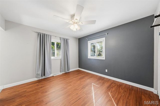 808 Lightwood Drive, Hazelwood, MO 63042
