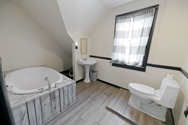 1216 Chestnut Street, Kenova, WV 25530