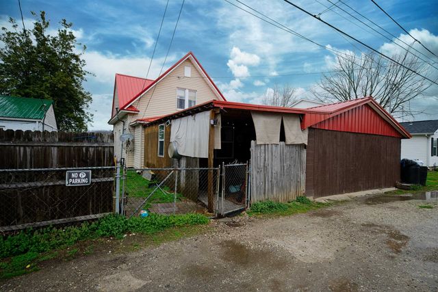 1216 Chestnut Street, Kenova, WV 25530