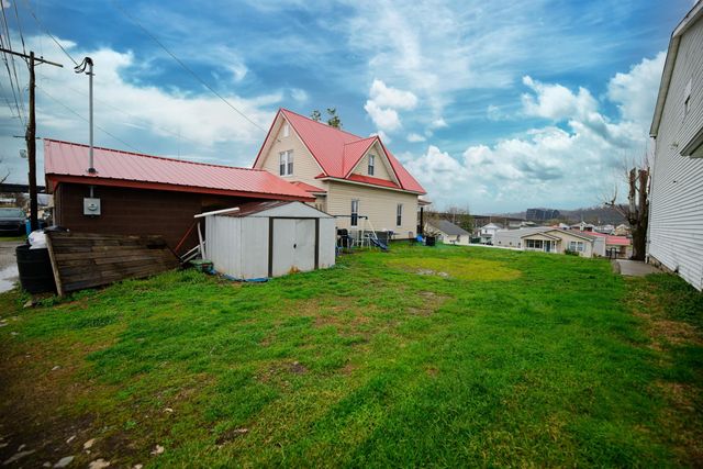 1216 Chestnut Street, Kenova, WV 25530