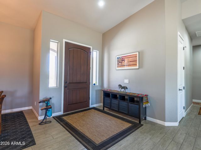 40130 N 7TH Street, Phoenix, AZ 85086