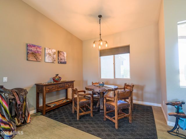 40130 N 7TH Street, Phoenix, AZ 85086
