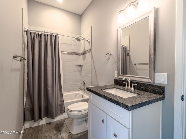 40130 N 7TH Street, Phoenix, AZ 85086