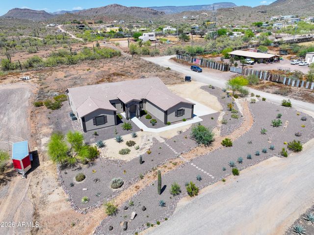 40130 N 7TH Street, Phoenix, AZ 85086