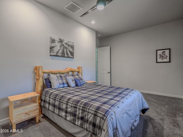 40130 N 7TH Street, Phoenix, AZ 85086