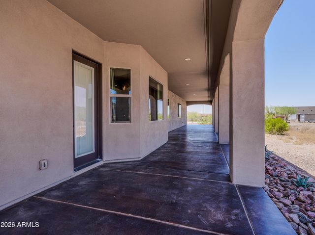 40130 N 7TH Street, Phoenix, AZ 85086