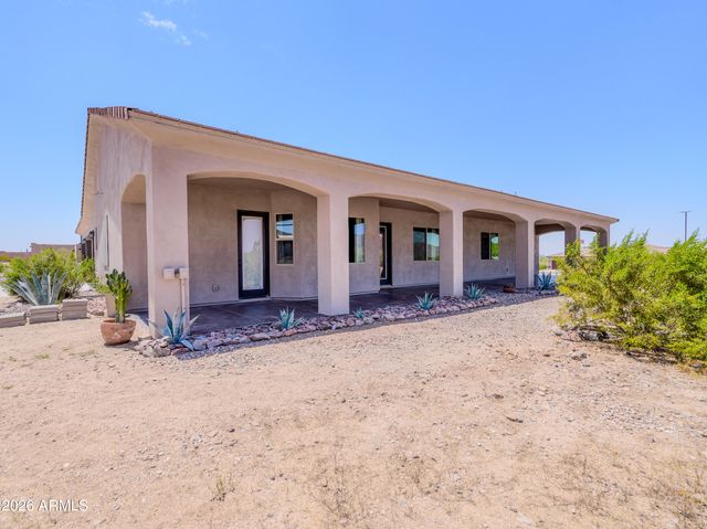 40130 N 7TH Street, Phoenix, AZ 85086