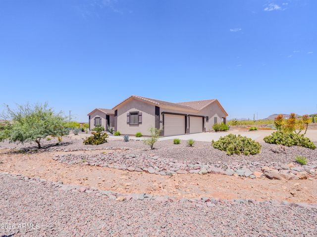 40130 N 7TH Street, Phoenix, AZ 85086