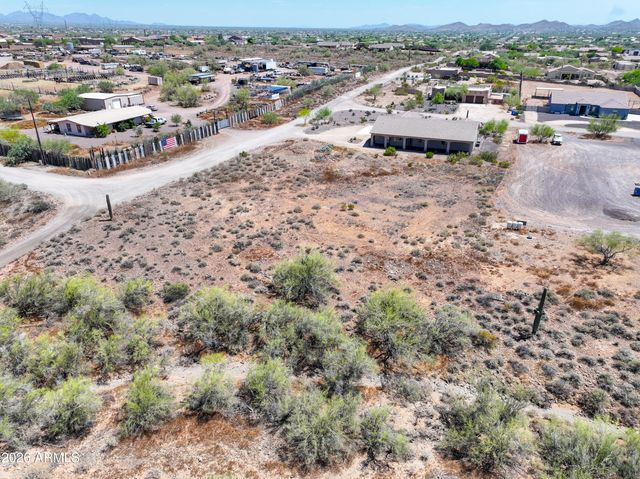 40130 N 7TH Street, Phoenix, AZ 85086