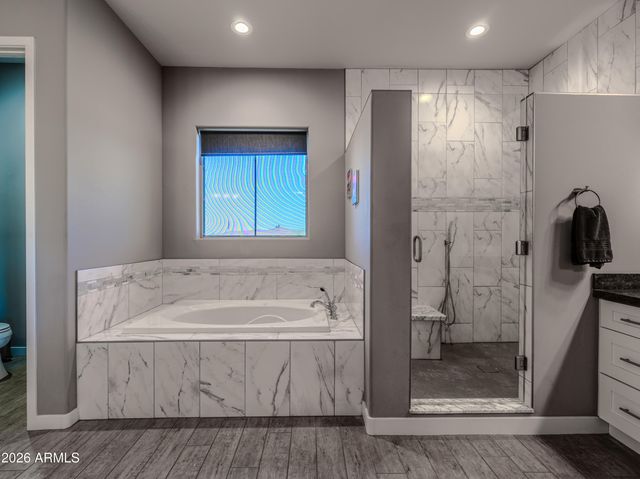 40130 N 7TH Street, Phoenix, AZ 85086