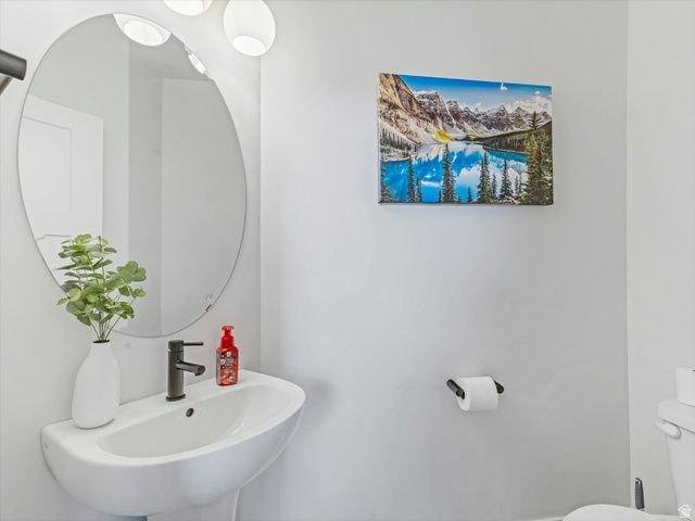 16099 S TRUSS DR, Bluffdale, UT 84065