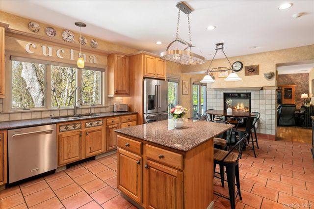 85 Orchard Hill Road, Carmel, NY 10512