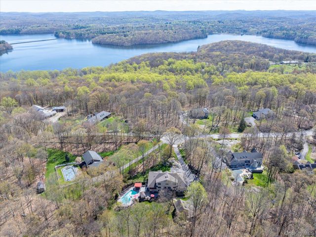 85 Orchard Hill Road, Carmel, NY 10512