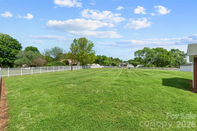 202 Reese Street, Gastonia, NC 28056