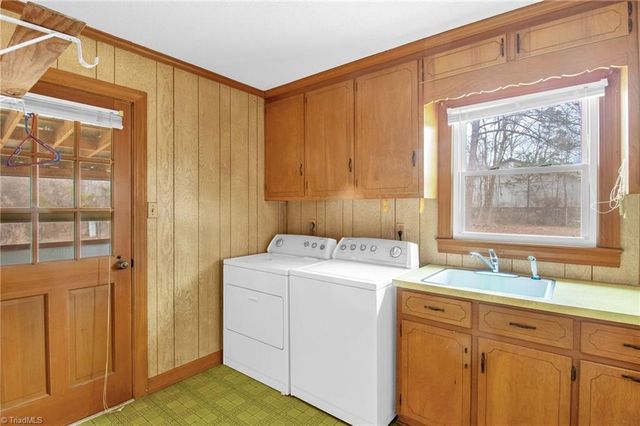 2533 Reedy Creek Road, Lexington, NC 27295