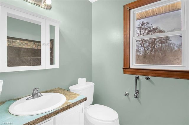 2533 Reedy Creek Road, Lexington, NC 27295