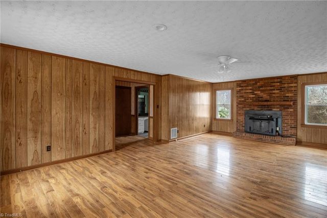 2533 Reedy Creek Road, Lexington, NC 27295