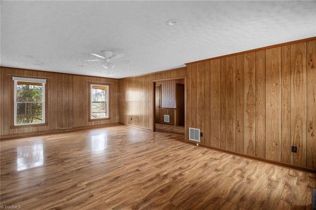 2533 Reedy Creek Road, Lexington, NC 27295