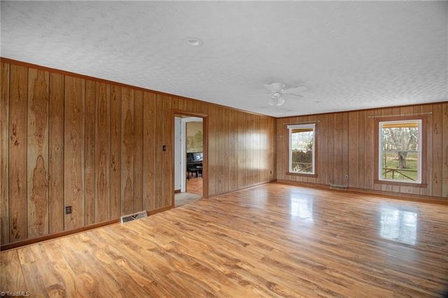 2533 Reedy Creek Road, Lexington, NC 27295