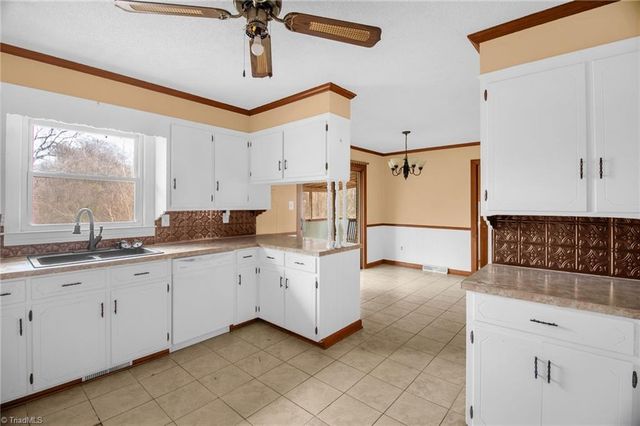 2533 Reedy Creek Road, Lexington, NC 27295