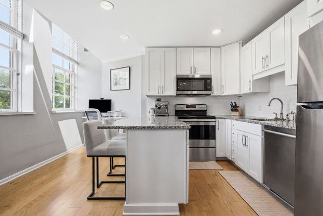106 13th Street 321, Boston, MA 02129