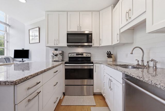 106 13th Street 321, Boston, MA 02129