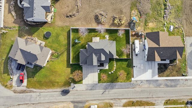 74 E 800 S, Richmond, UT 84333