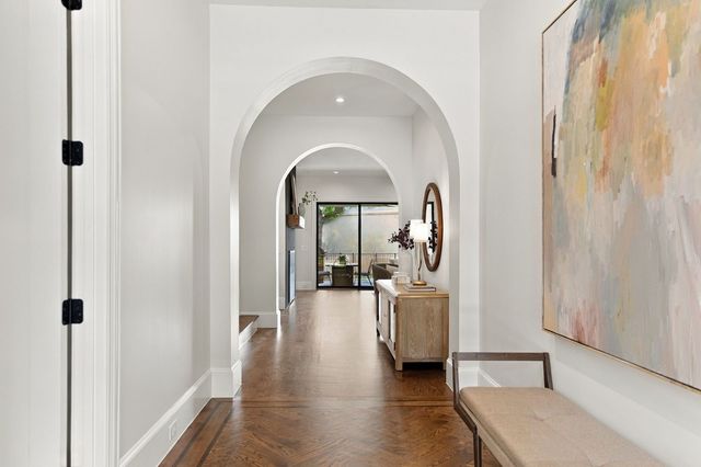 3368 Dorado Beach Drive, Farmers Branch, TX 75234
