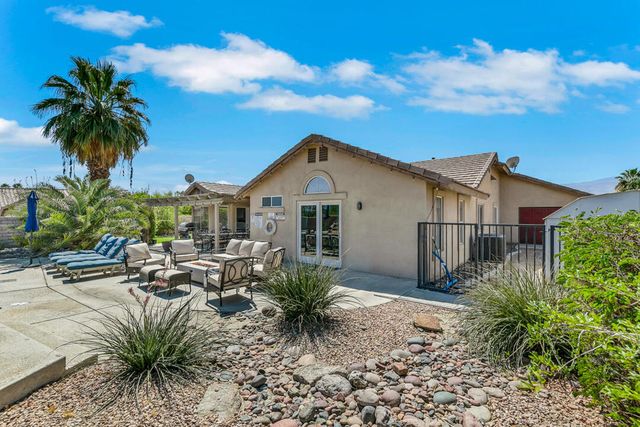 44060 Dalea Court, La Quinta, CA 92253