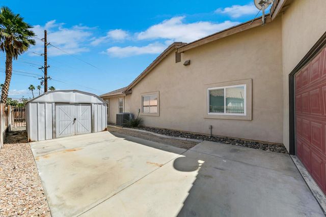 44060 Dalea Court, La Quinta, CA 92253