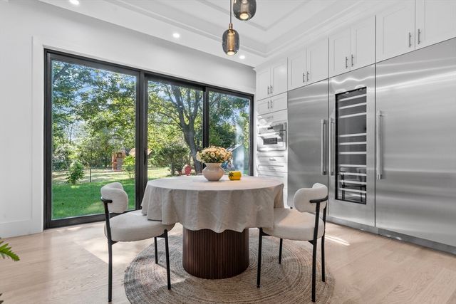 197 Woburn St, Lexington, MA 02420