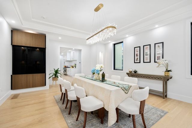 197 Woburn St, Lexington, MA 02420