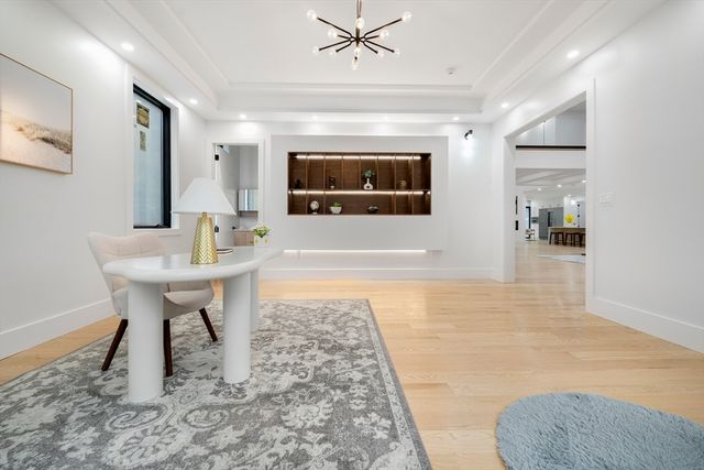 197 Woburn St, Lexington, MA 02420