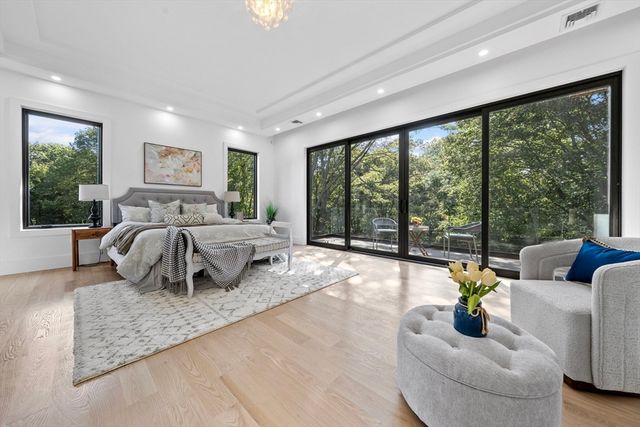 197 Woburn St, Lexington, MA 02420