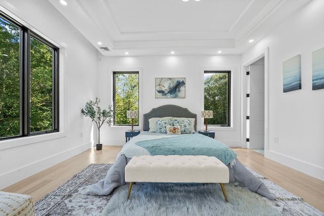 197 Woburn St, Lexington, MA 02420